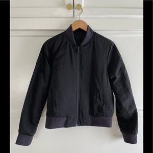 Lululemon On The Move Classic Fit Non-Stop Bomber Jacket (Black)